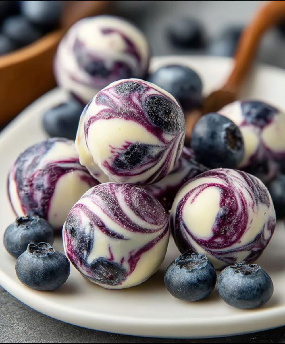 Blueberry swirl yogurt bites